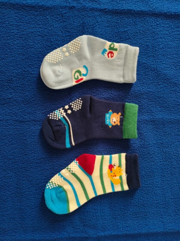 Premium Non-Slip Cartoon Baby Grip Socks – (Set of 3)[1 to 2 years]