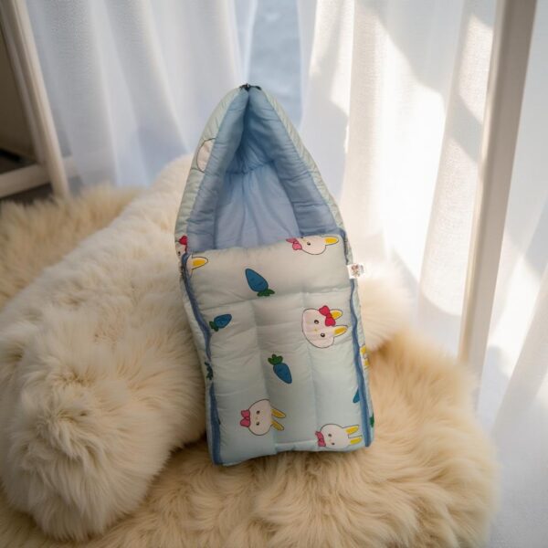 Newborn Baby Sleeping Bag – Soft & Safe Wrap with Zip Closure – 0–6 Months (Multipurpose Carry Nest)